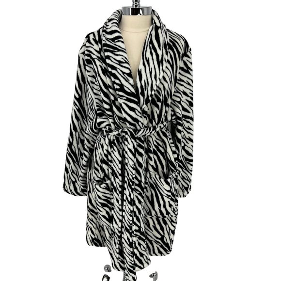 Intimates & Sleepwear | Cacique Intimates Zebra Print Bath Robe Womens ...
